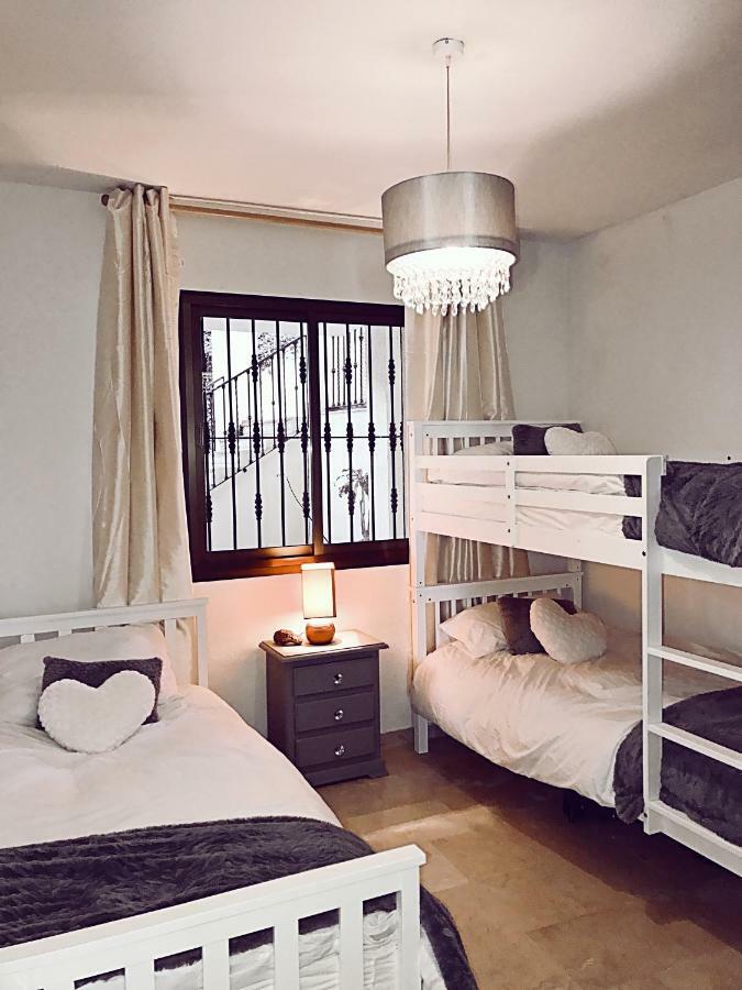 Casa Belmonte 2bed 2bath Garden Appartement *